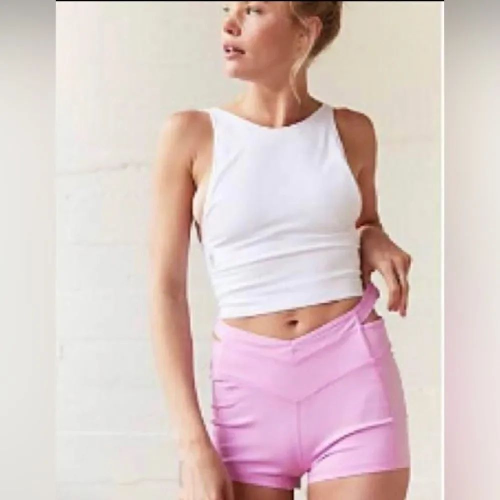 Free People cutout active yoga shorts. XS